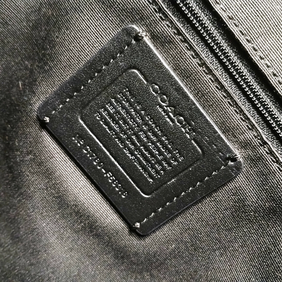 Coach Tote Bag In Signature Canvas & Leather Carryall Brown and black. - Picture 6 of 16